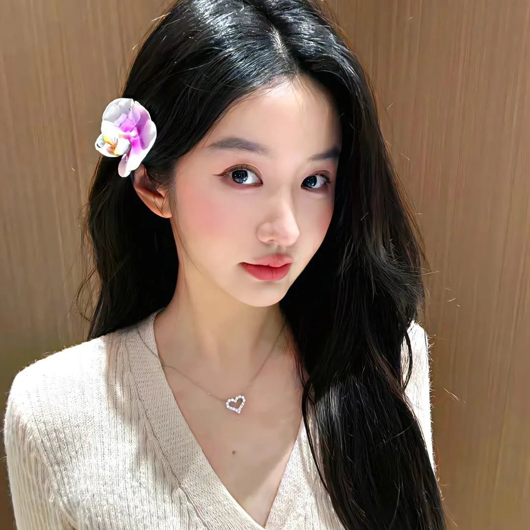 两个男人和一个衣柜